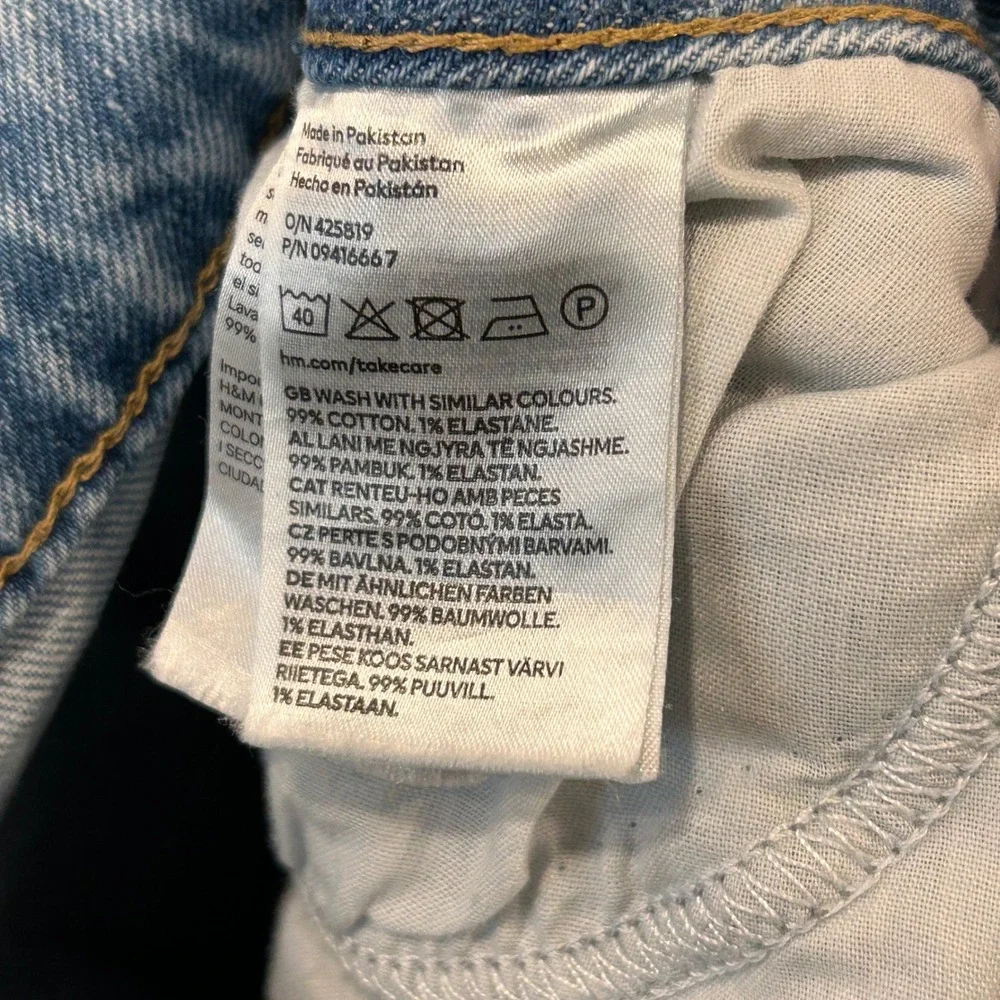 HM Mom High Waist Jeans Light Blue Wash Raw Hem Tapered Leg Womens Size 8